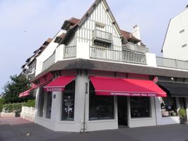 BARNES DEAUVILLE